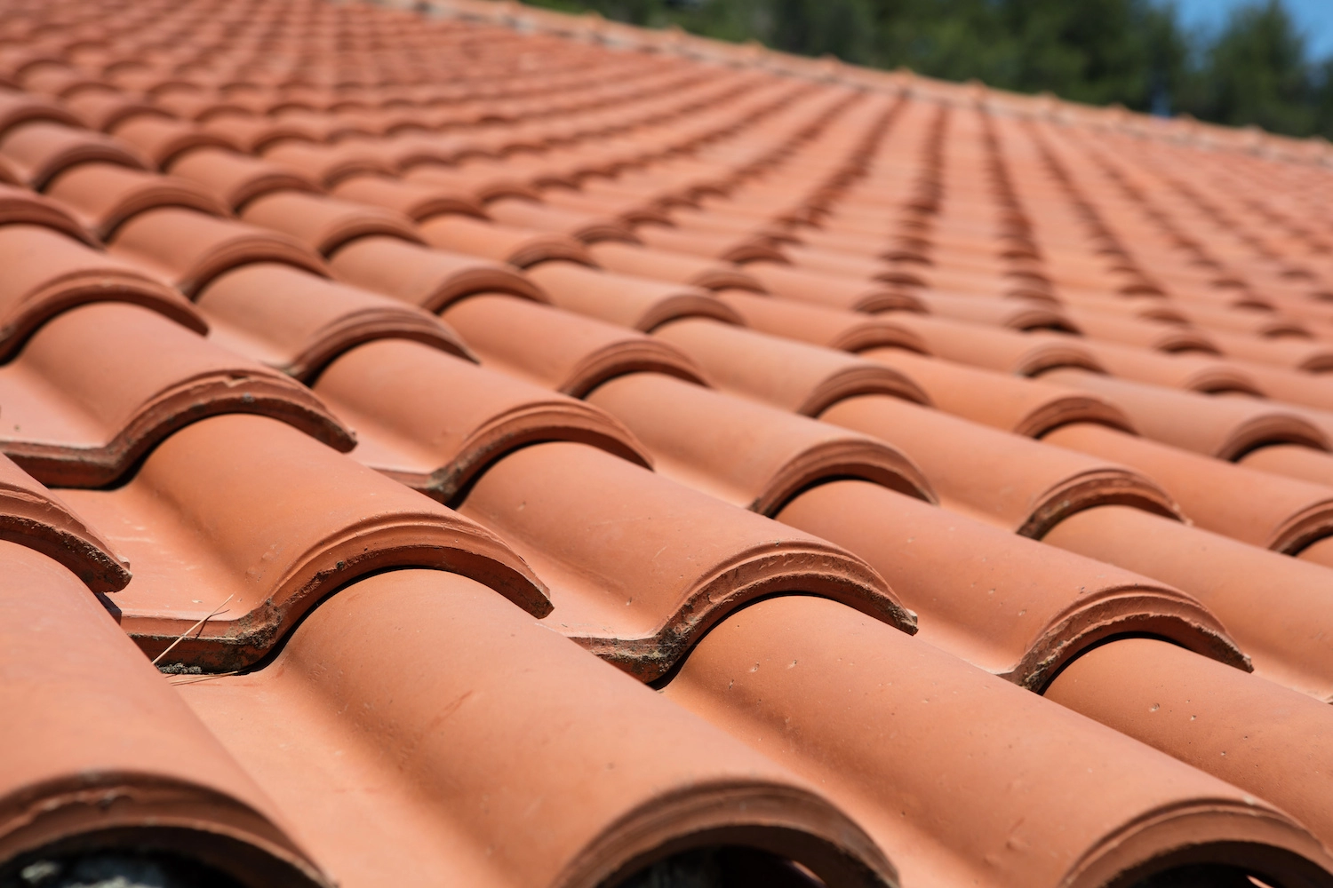 how long does a roof last clay tiles