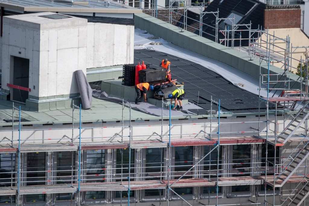 Commercial roof Installation