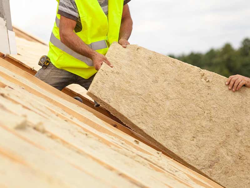 Featured image for “4 Best Types of Roof Insulation (2024 Options)”