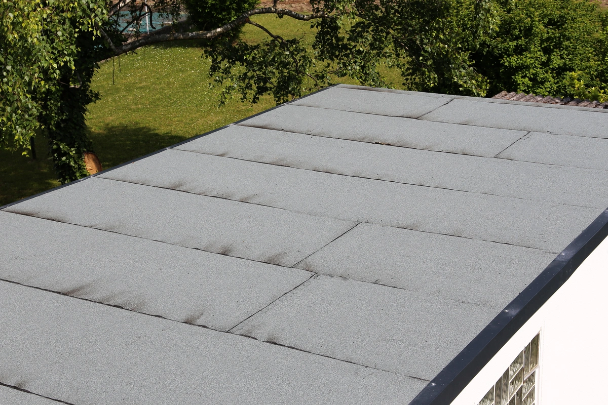 signs of a flat roof leak-flat roof leak repair